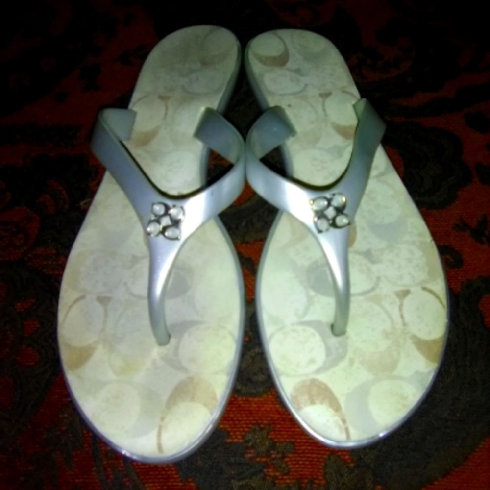 Women's Coach flip flops